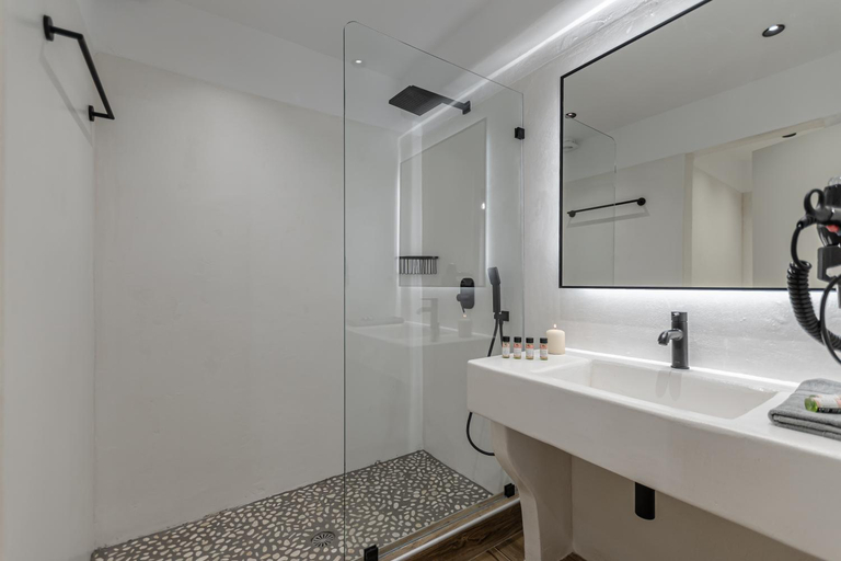 Others 4, Heavenly Suites & Studios, South Aegean