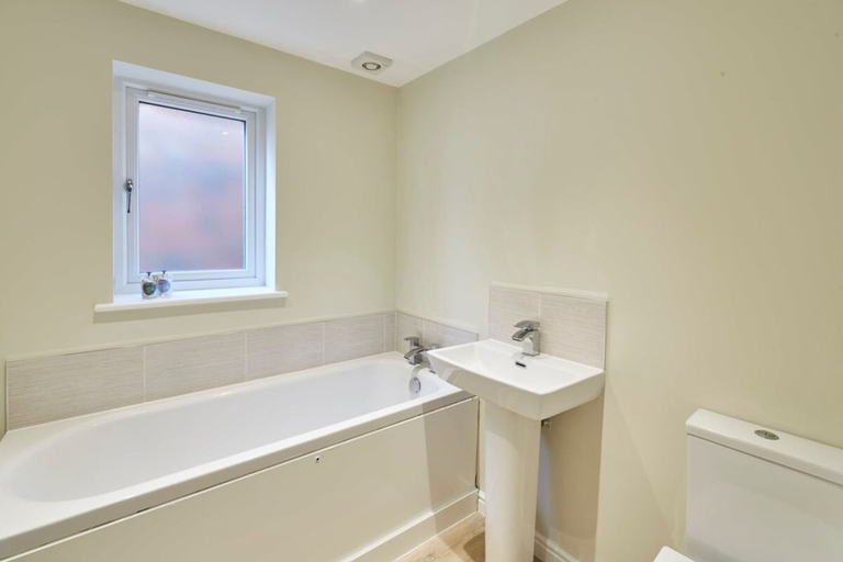 Bathroom 3, Host Stay Town House, Durham
