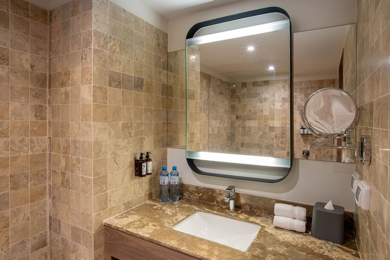Bathroom 8
