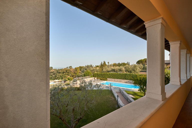 Others 5, Villa Ardea, Brescia