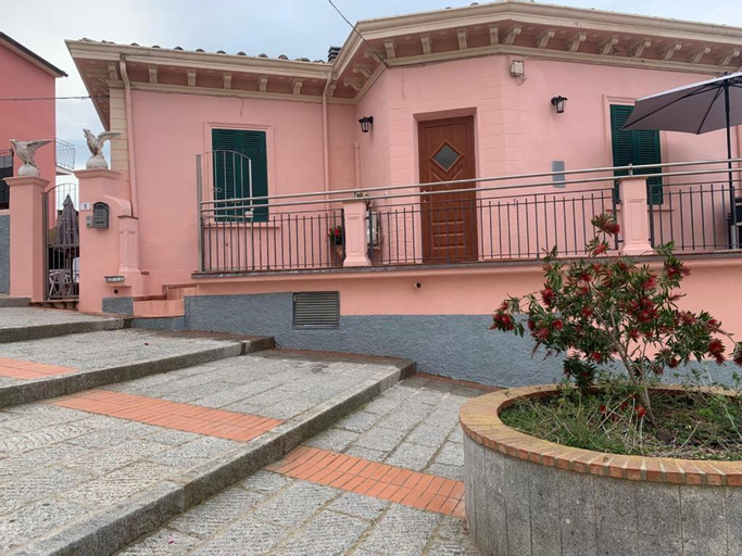 Diaboliko Apartment, Livorno