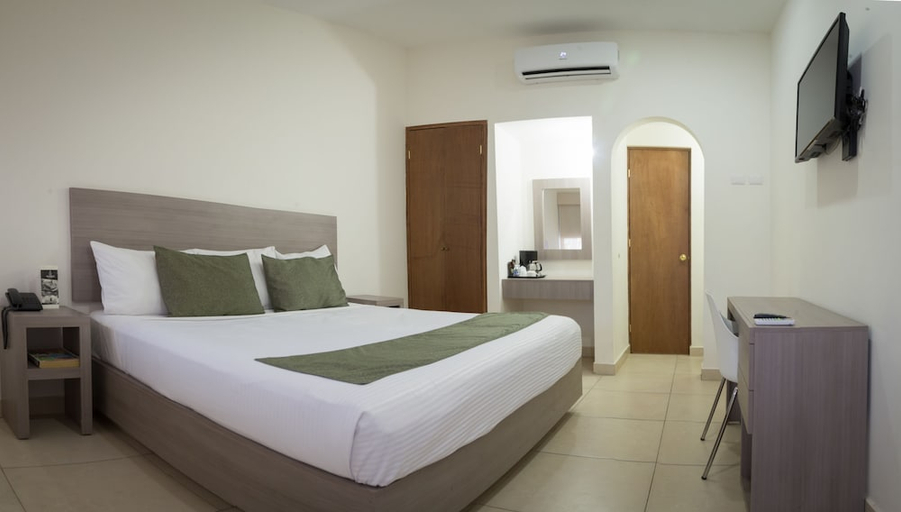 Bedroom 2, Hotel La Riviera, Culiacán