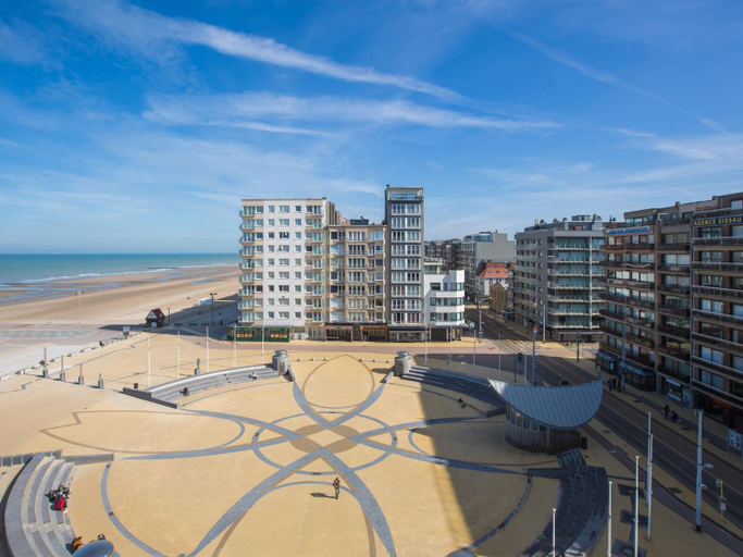 Others 5, Stylish Stay w Sea Views, West-Vlaanderen