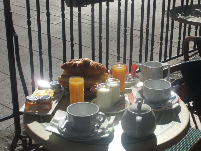 Food & Drinks 5, Hotel-Cafe du Trinquet, Pyrénées-Atlantiques