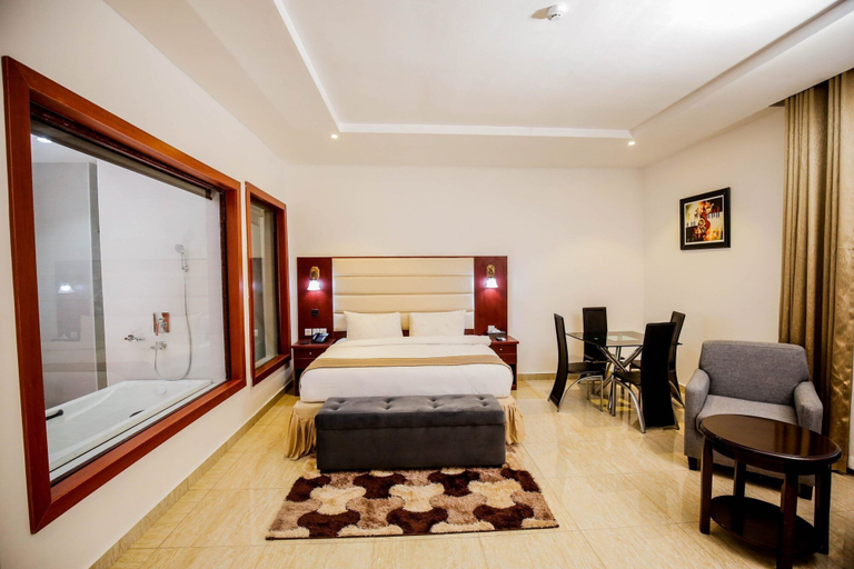 Bedroom 5, VINMILAN Hotel & Resort, Oshimili North
