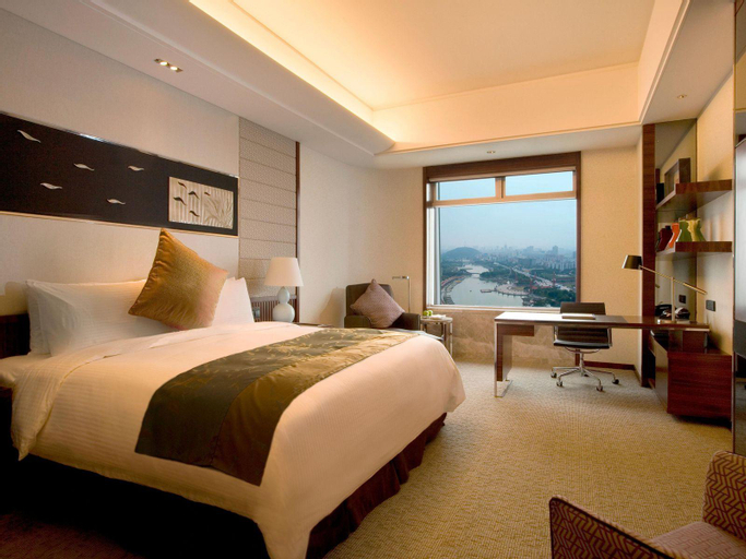 Bedroom 11