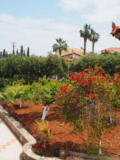 Others 3, Villa Lemonia, Crete