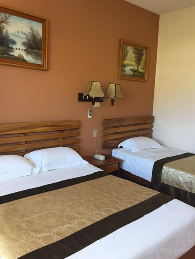 Bedroom 2, Park Hotel, Limón