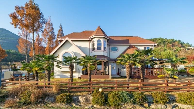 Pension Manoa, Namhae