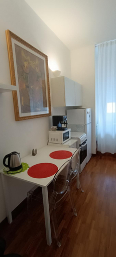 Food & Drinks 5, Casa Flora, Taranto