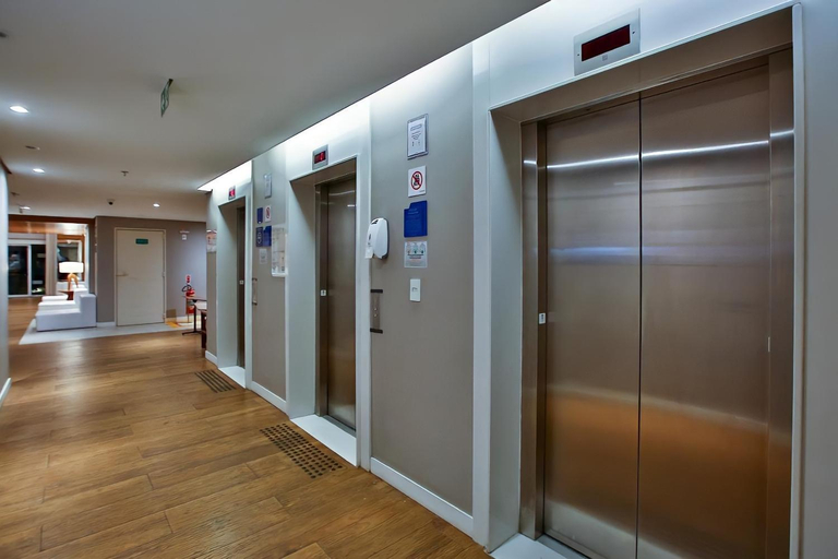 Public Area, America Executive Apart Hotel Campos - LAMAG, Campos