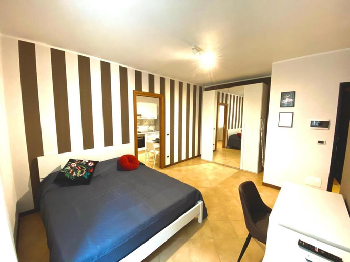 Bedroom 24