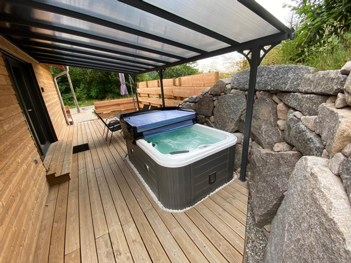 Sport & Beauty 2, Les Chalets des Capucines & Jacuzzi privatif, Vosges
