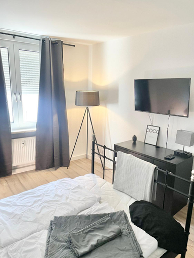 Bedroom 4, City Loft in Toplage Mainz-Kastel, Wiesbaden