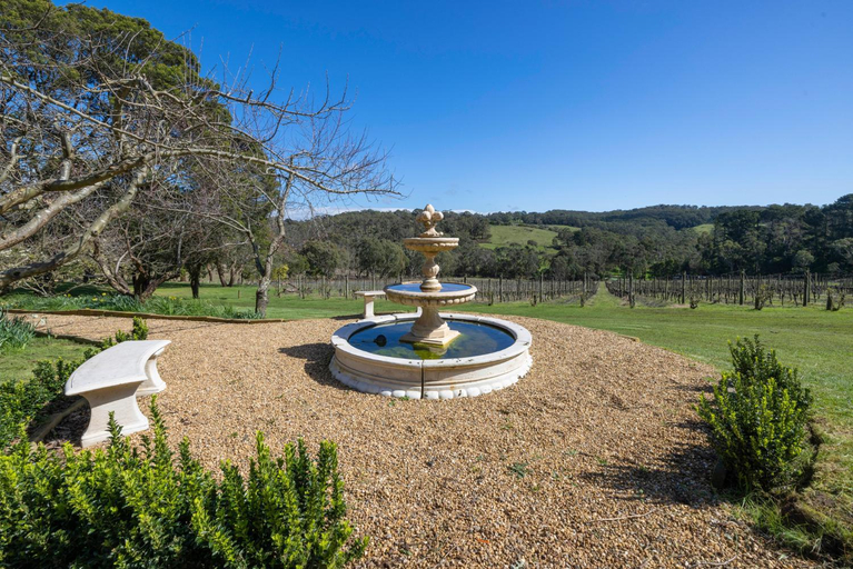 Others 4, Sandstone Estate - A Boutique Vineyard Retreat, Melbourne