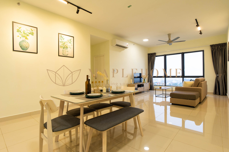 Dining Room 7