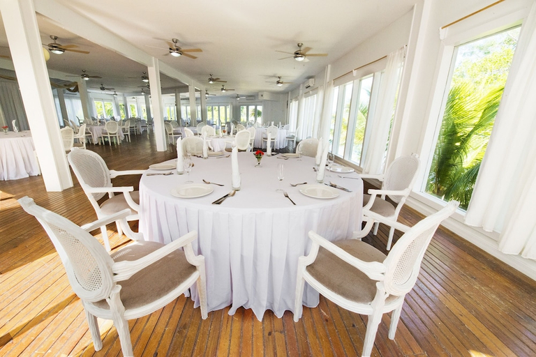 Food & Drinks 4, Fantasy Island Resort Beach And Marina All Inclusive, Roatán