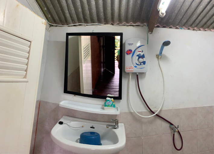 Bathroom 3, Pimmada Hut, Ko Phangan