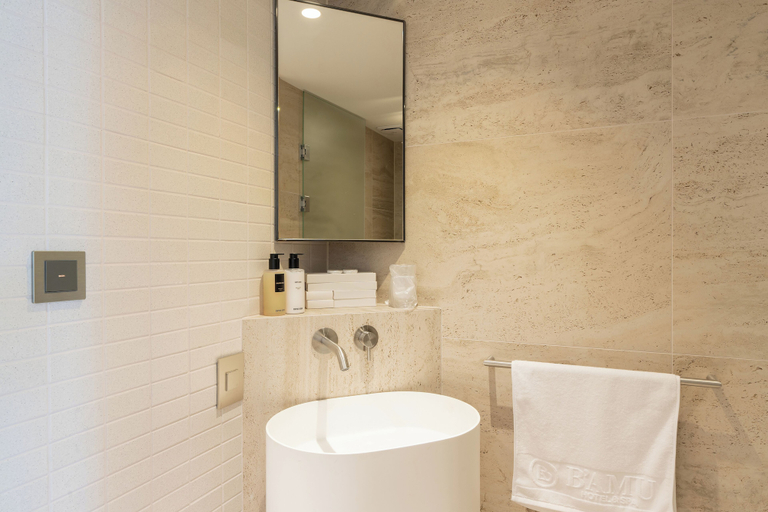 Bathroom 3, B'AMU Hotel & Spa, Suyeong