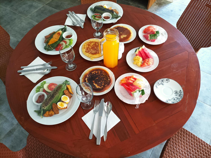 Food & Drinks, Villa HOMEY Lombok, Lombok