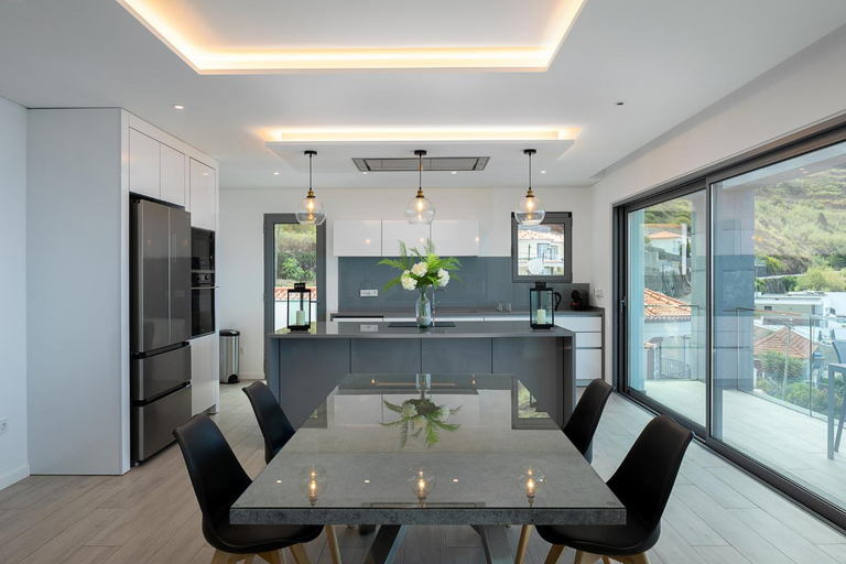 Others 4, SKYFALL VILLA, Calheta