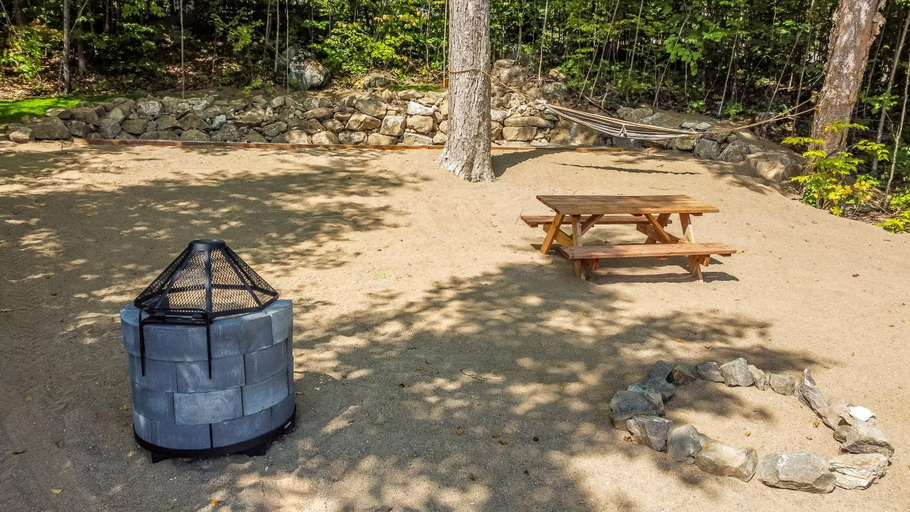 Surrounding environment 5, Yourtes Glamping du Poisson Blanc, Antoine-Labelle
