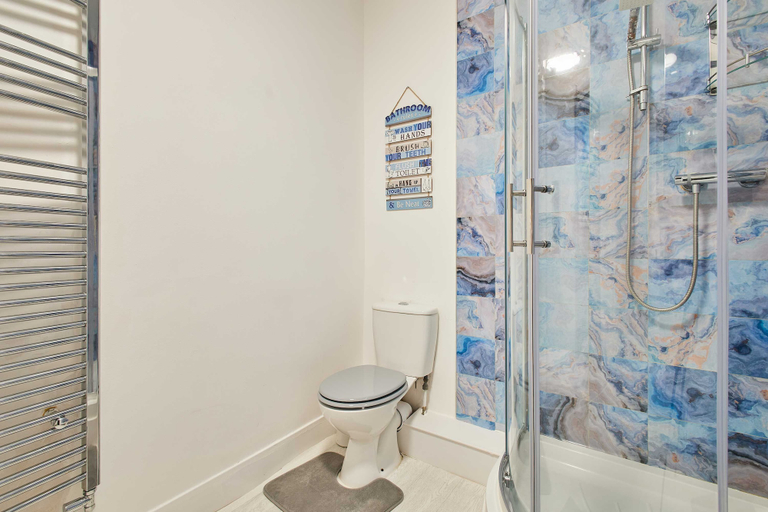 Bathroom 4, Host Stay Trinity Road Apartment, North Yorkshire