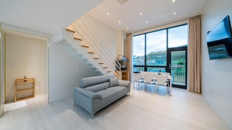 2, Yeosu Awave Pension, Yeosu