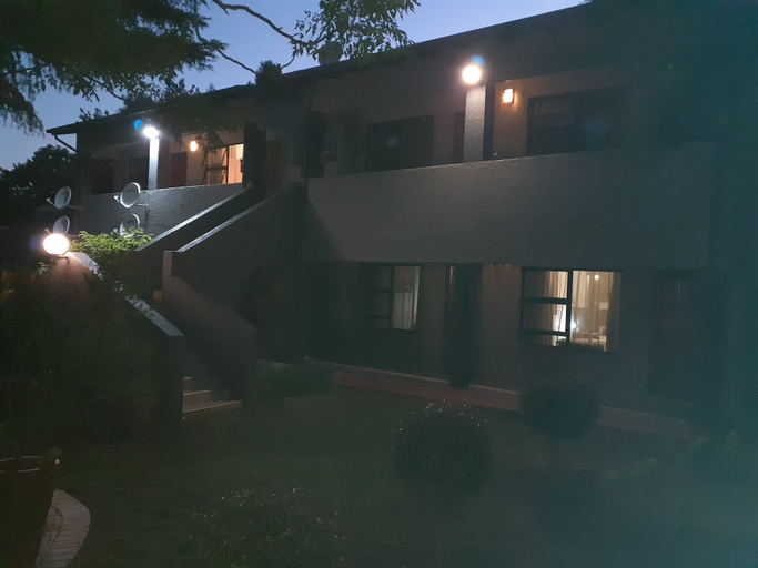 Exterior & Views 2, St Michelle Guest Lodge, Ekurhuleni