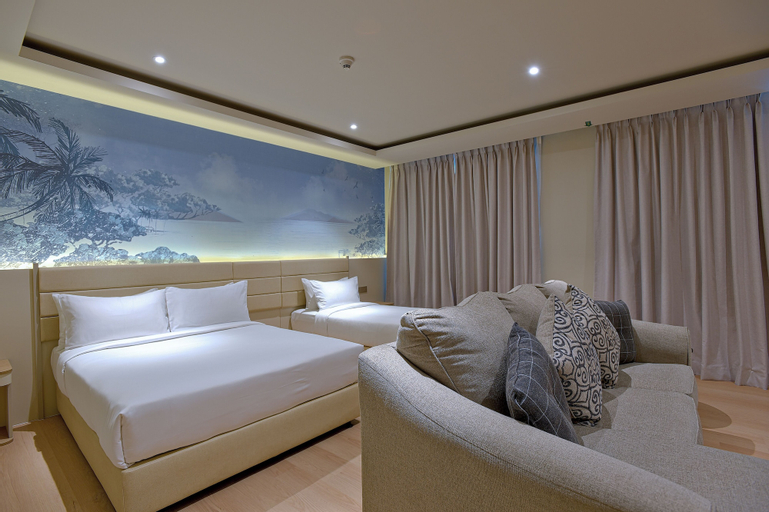 Bedroom 12