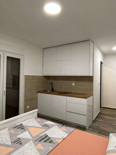 Others 2, NNL Apartments