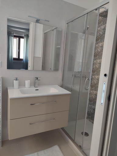 Bathroom 3, Massane Casa Vacanza, Taranto