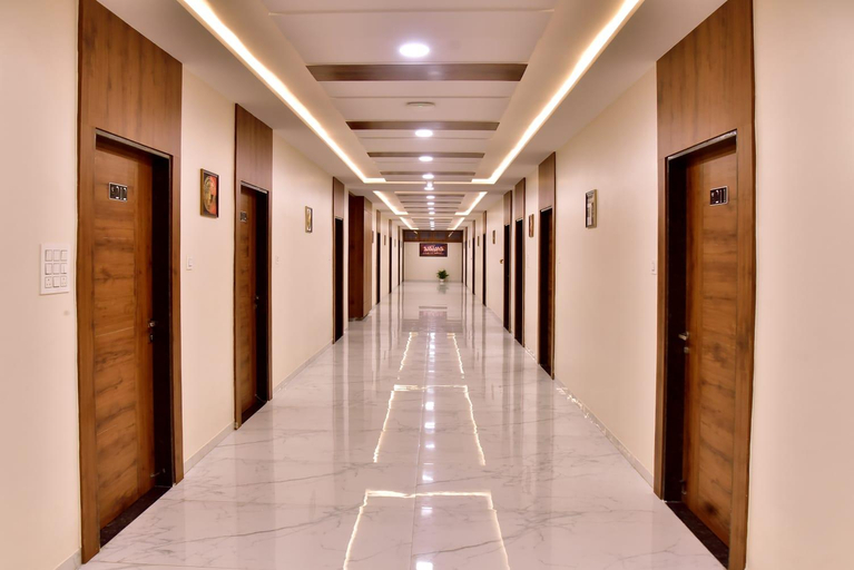 Public Area, Hotel Wing Orbit, Pali