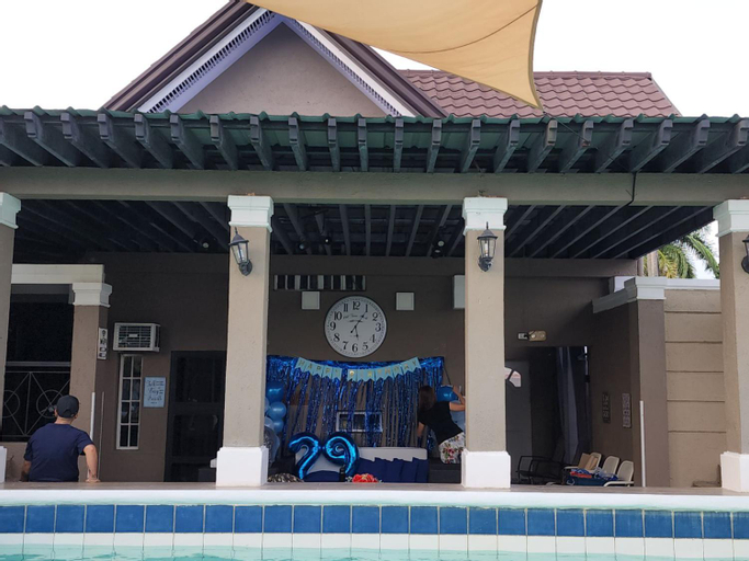 Palazzo 1 HotSpring,3Bedrooms 35to40pax, Pansol Calamba, Calamba City