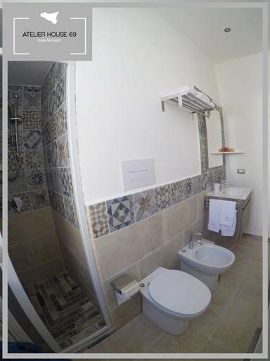 Bathroom 3, Atelier House 69, Palermo