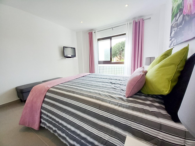 Room 2, T2 Tenis Golf Mar -2 4P AC Piscina, Loulé