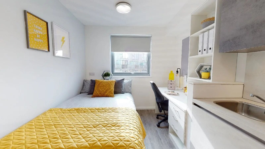 Bedroom 2, Westcombe House, London