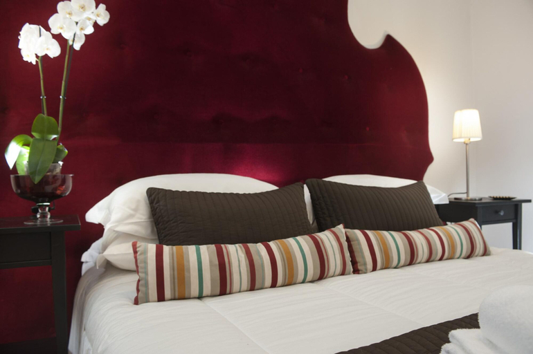 Bedroom 4, Corso Vittorio - Campo de Fiori, Rome