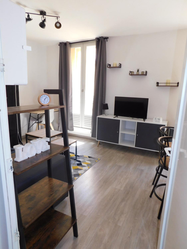 Others 5, Appartement tout equipe a 15 min des plages, Hérault