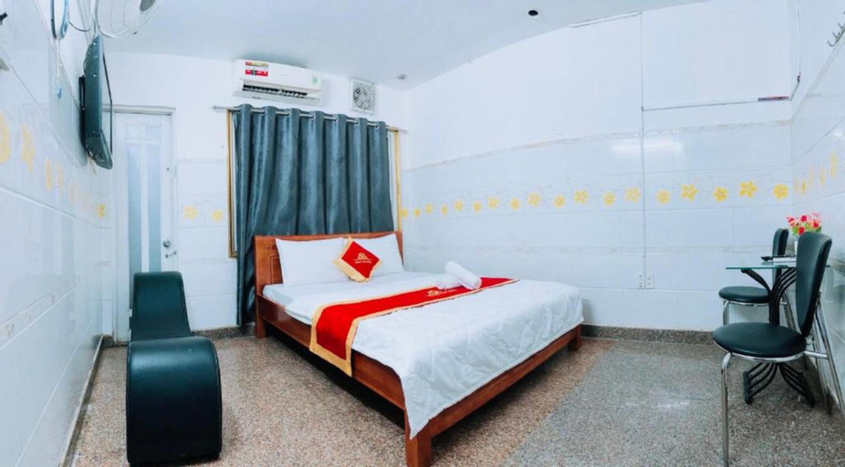 Bedroom 2, Trung Bảo Hotel, District 11