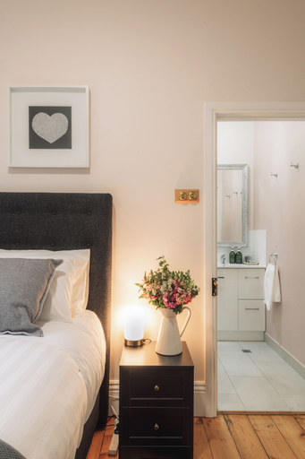 Bedroom 5, Benambra Queenscliff - Rosebud room, Queenscliffe