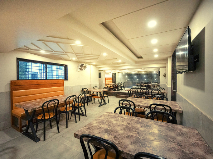 Food & Drinks, Hotel Signature Inn (Nagpur), Nagpur
