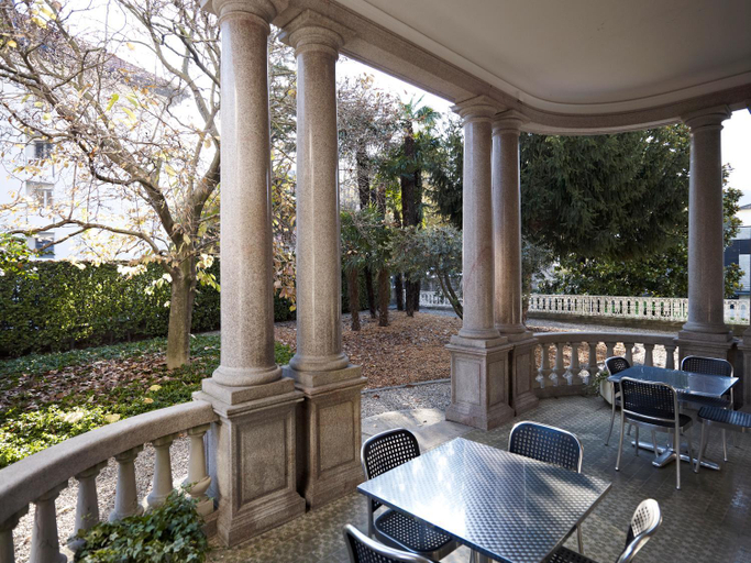 Others 5, Business Center IN Villa, Bellinzona