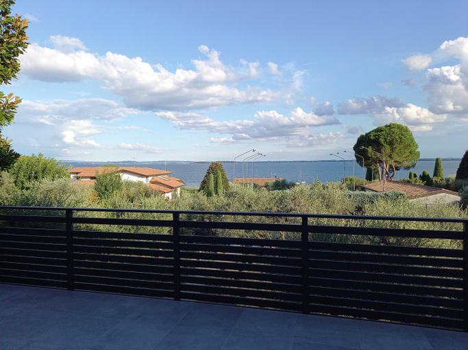 Others 2, B&B Fior di Magnolia, Brescia