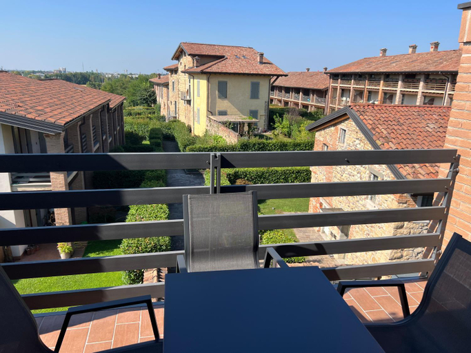 Others 3, Bes Residence Bergamo Polaresco, Bergamo
