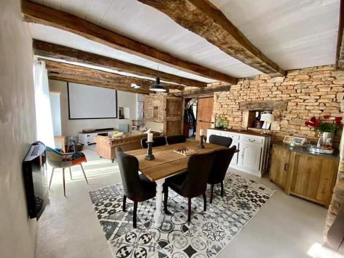 Facilities 2, La grange, Lot