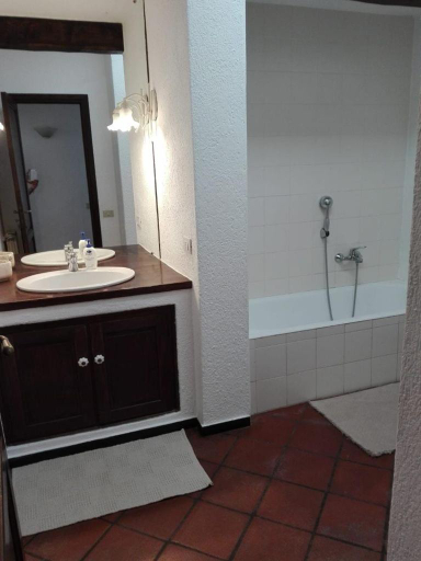 Bathroom 2, Villa della Pietra, Imperia