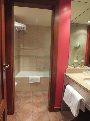 Bathroom 4, Hotel Pamplona Villava, Navarra