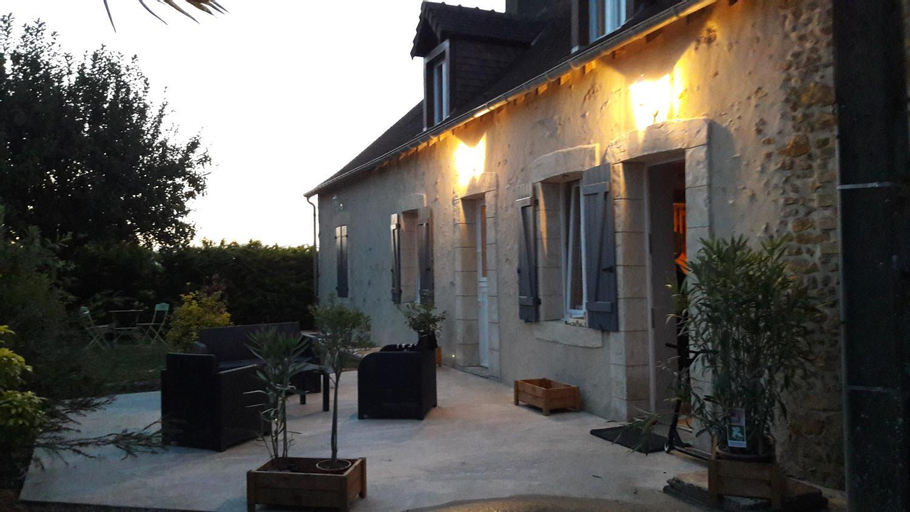 Loft dans longere a la campagne, Sarthe
