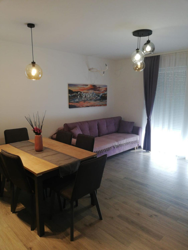 Others 3, Apartments Vini, Seget